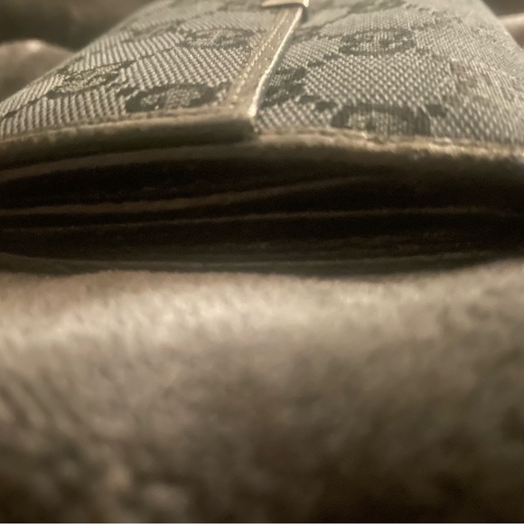 Gucci Black Wallet with Silver Detail - Picture 2 of 7